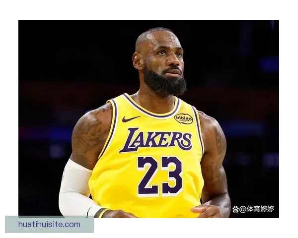 詹姆斯16年罕见表现 35分9三分缔造队史新纪录
